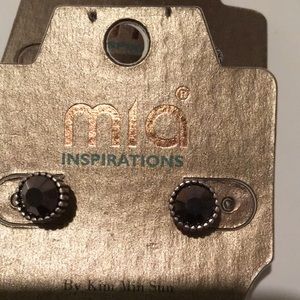 Mia inspirations ear rings